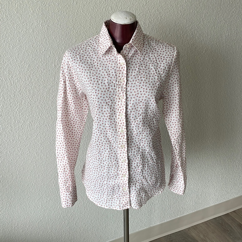 The Shirt by Rochelle Behrens
THE SHIRT THE BOYFRIEND SHIRT IN RED HEARTS - Picture 2 of 6